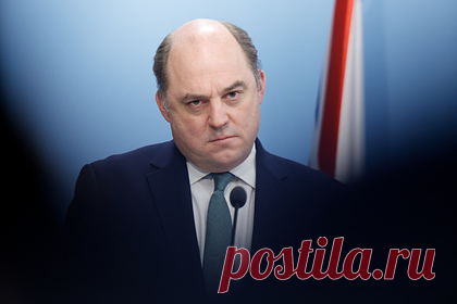 Глава Минобороны Британии рассказал о нежелании России вторгаться на Украину. Министр обороны Великобритании Бен Уоллес по итогам переговоров с министром обороны России Сергеем Шойгу назвал своего коллегу профессионалом и рассказал, что российский министр и глава Генштаба Вооруженных сил России Валерий Герасимов в очередной раз рассказали об отсутствии планов по вторжению на Украину.