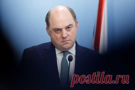 Глава Минобороны Британии рассказал о нежелании России вторгаться на Украину. Министр обороны Великобритании Бен Уоллес по итогам переговоров с министром обороны России Сергеем Шойгу назвал своего коллегу профессионалом и рассказал, что российский министр и глава Генштаба Вооруженных сил России Валерий Герасимов в очередной раз рассказали об отсутствии планов по вторжению на Украину.