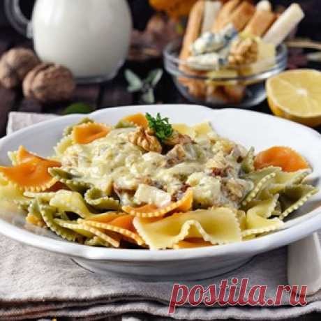 Готовим макароны: фарфалле с орехово-сырным соусом