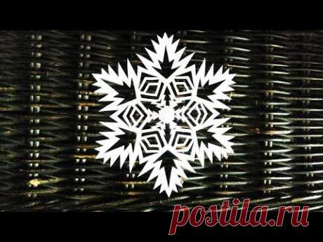 How to make a paper snowflake СНЕЖИНКА ИЗ БУМАГИ  КАК ВЫРЕЗАТЬ СНЕЖИНКУ How to cut snowflakes