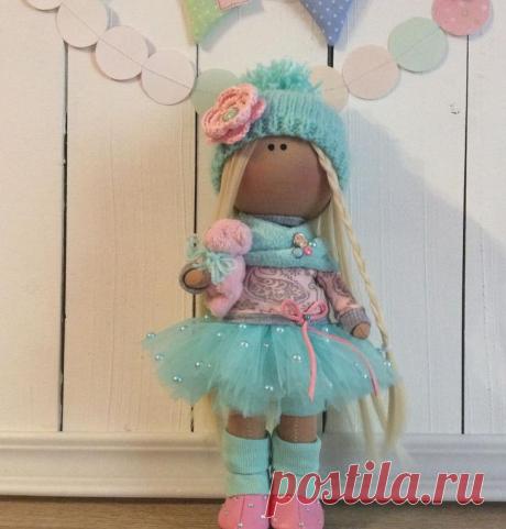 Как сшить красивую текстильную куклу своими руками