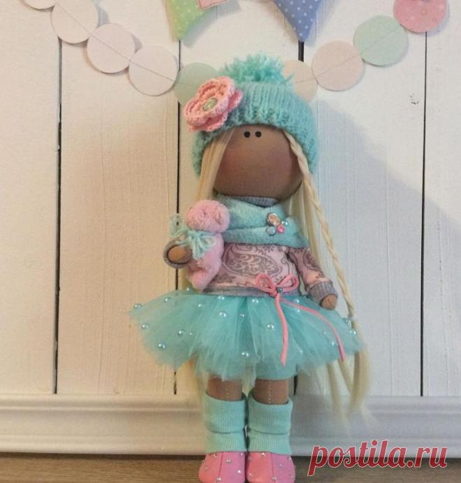 Как сшить красивую текстильную куклу своими руками