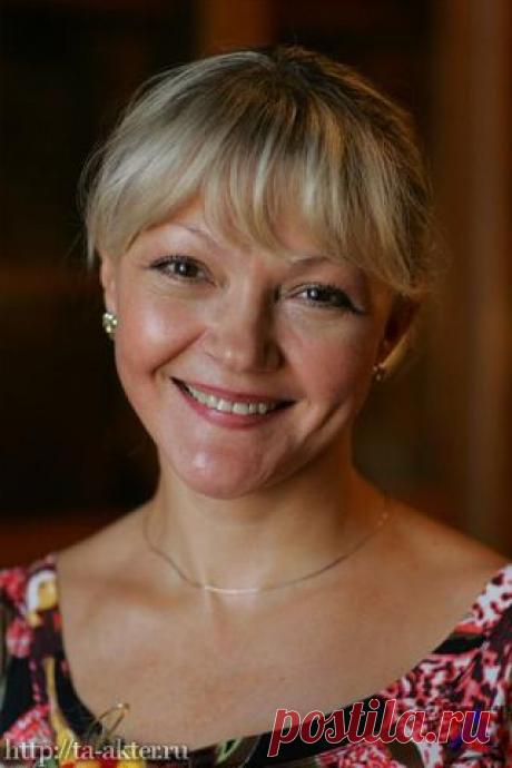 Актриса театра и кино Марина Дюжева