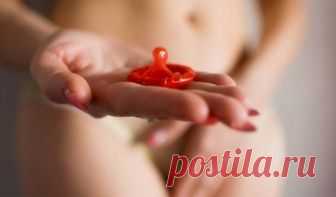 СИФИЛИС — НАКАЗАНИЕ ВЕНЕРЫ Сифилис — венерическое заболевание с довольно продолжительной историей. Сифилис заразен и опасен. Когда-то он считался неизлечимым смертельным недугом. Приблизительно до конца первой половины ХХ века сифилис представлял собой серьезную угрозу для здоровья населения. При отсутствии действенных способов защиты от этого заболевания и его лечения, а также недостаточной информированности населения сифилис часто приводил к таким проблемам, как артрит, ...