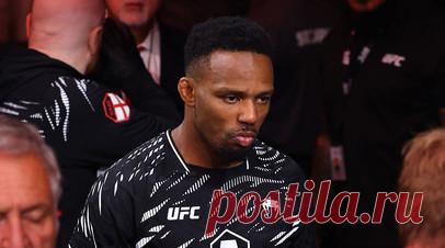 Евлоев — Мёрфи: я дам тебе возможность подраться с претендентом номер один. Российский боец UFC Мовсар Евлоев высказался в адрес британца Лерона Мёрфи. Читать далее