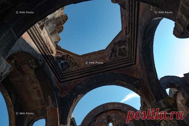 Teghenyats Monastery. Kotayk Province, Armenia - PanARMENIAN Photo