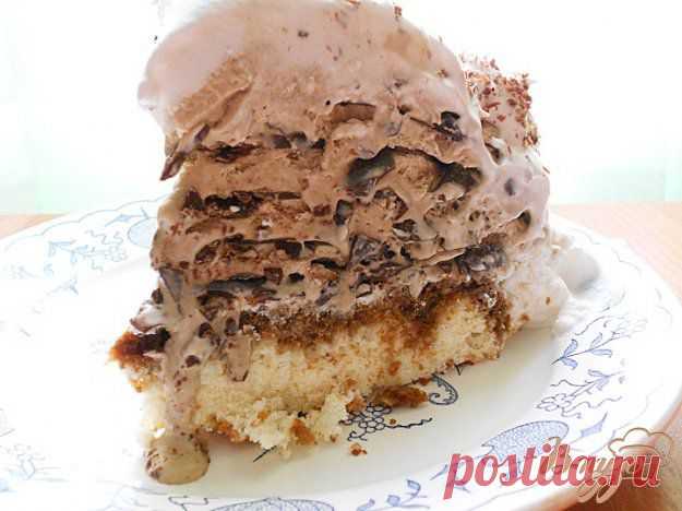 Мильфей «Семифреддо с кофе и шоколадом» или Millefoglie Croccante Semifreddo al Caffè e Mascarpone от Луки Монтерсино.