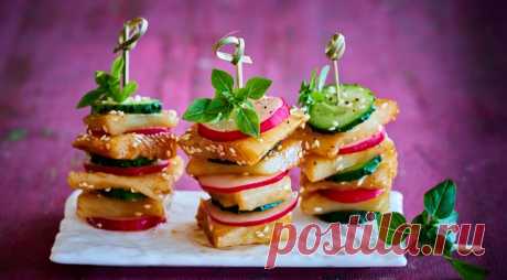 «Башенки» из редиса и палтуса