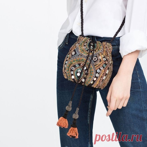 Восхитительные сумки от Zara с отделкой бисером, пайетками и бусинами.