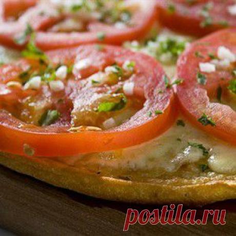 Неаполитанская пицца со свежими помидорами рецепт – итальянская кухня: паста и пицца