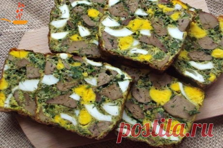 Террин из куриной печени 
                 
Отличная быстрая закуска из куриной печени, зелени и яиц

Ингредиенты:
500 гр. вареная печень
6 шт. яйца вареные
8 шт. яйца сырые
1 пучок зеленый лук
1 пучок укроп
1 пучок петрушка
по вкусу перец (молотый)
по вкусу соль

Приготовление:
🥗Всю зелень мелко нарезаем. По возможности можно добавить зеленые перья чеснока. Подготовленную зелень выкладываем в миску
🥗Готовую куриную печень с яйцами нарезаем на средние кусочки и выкладыва...