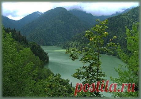 Оз.Рица.Абхазия.