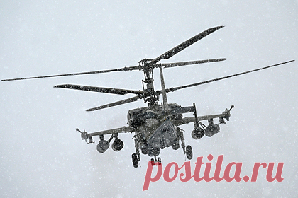 Эскадрилья «Аллигаторов» поступит на вооружение бригады ЦВО в конце года. Бригада армейской авиации Центрального военного округа (ЦВО) получит эскадрилью разведывательно-ударных вертолетов Ка-52 «Аллигатор», сообщил командующий ЦВО генерал-полковник Александр Лапин. Вертолет может нести бомбы, а также управляемые ракеты для борьбы с наземными и воздушными целями.