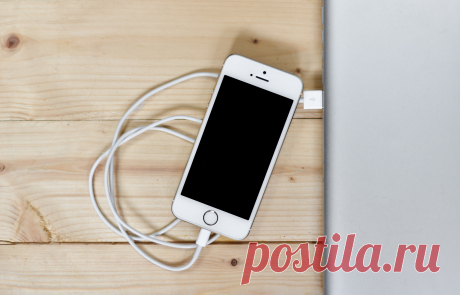 Как правильно заряжать свой iPhone?