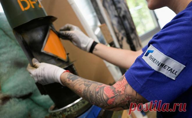 Welt сообщила о скором запуске новой производственной линии Rheinmetall. Немецкий оборонный концерн Rheinmetall на фоне конфликта на Украине в прошлом году зарегистрировал на 18% больше заказов по сравнению с позапрошлым, компания ожидает двузначного роста оборота в ближайшие годы.