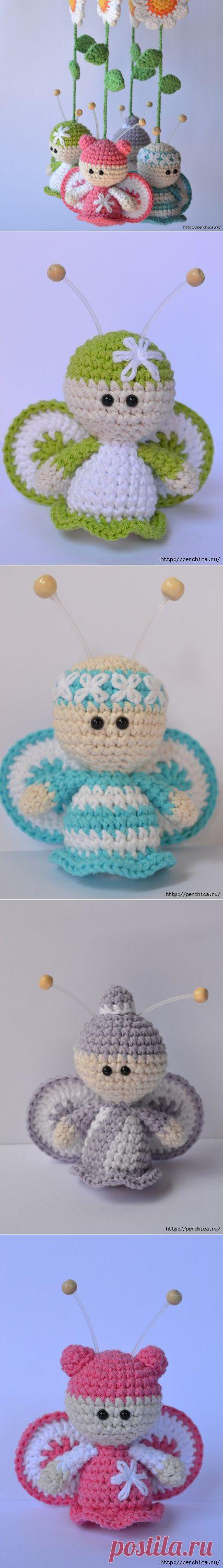 Мобиле аммигуруми на детскую кроватку.