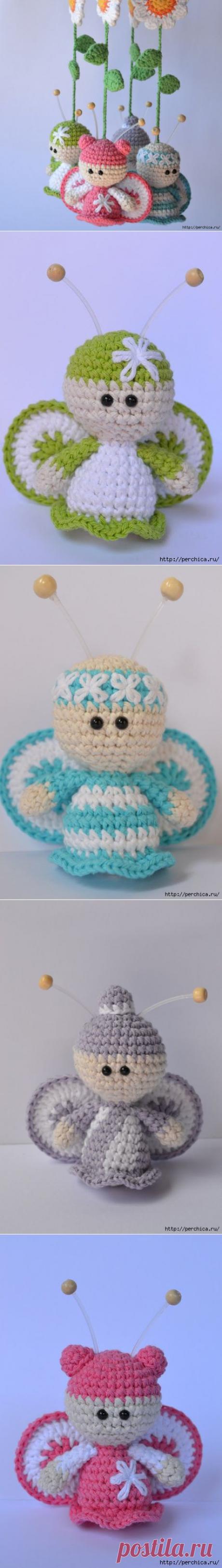 Мобиле аммигуруми на детскую кроватку.
