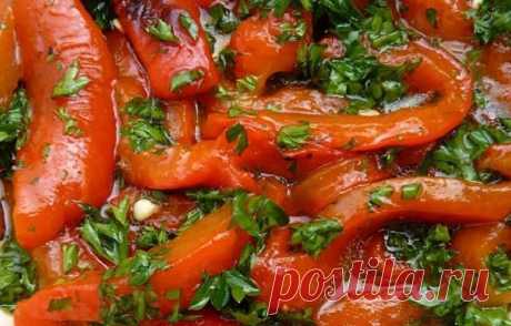 Маринованный перец, от которого невозможно оторваться, — с ароматным чесноком и петрушкой | Азбука огородника | Яндекс Дзен