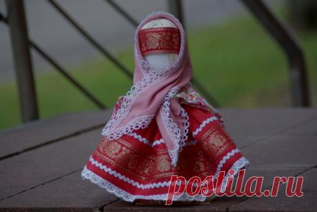 &quot;Радосветушка&quot;

#ILoveDolls #IloveKuklaMotanka #ILoveSlavicTradition #ILovemyWork #KuklaMotanka #KuklaObereg #SlavicTradition #Творчество
