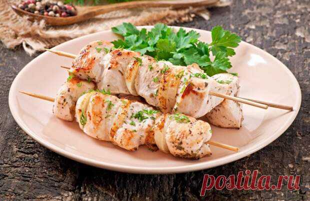 (48) 5 самых вкусных маринадов для курицы - Будет вкусно - 11 февраля - 43355460597 - Медиаплатформа МирТесен Одна из самых важных составляющих любого блюда – соус. Или маринад. Настоявшееся в нем куриное мясо приобретет отменный вкус и такой же аромат. При этом никаких сложных компонентов дополнительно не потребуется. Сегодня готовим несколько таких маринадов. Продукты понадобятся самые простые. Это - 11 февраля - 43355460597 - Медиаплатформа МирТесен