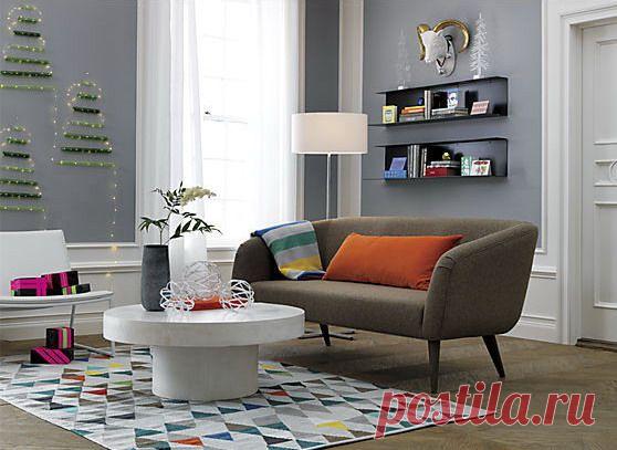 «Glass Rod Tree»: современный взгляд на новогоднюю елку от компании «CB2»