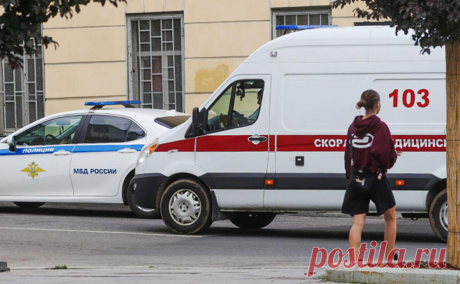 В Дагестане девушка выстрелила в подругу из травматического пистолета. В Хасавюрте в одной из местных кофеен 22-летняя работница заведения выстрелила в сторону подруги, сообщило МВД по региону.