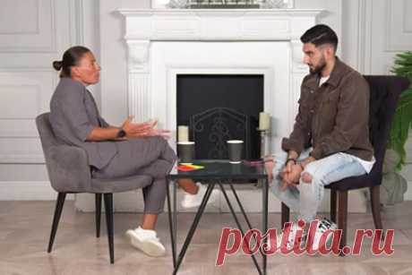 Российская женщина-судья оценила возможность участия в откровенной фотосессии. Российский футбольный арбитр Анастасия Пустовойтова рассказала, поступали ли ей предложения поучаствовать в откровенных фотосессиях. По словам судьи, к ней не обращались с подобными предложениями. Причину рефери нашла в невысоком росте и «не такой большой груди». Пустовойтова невысоко оценила шансы на подобную съемку.