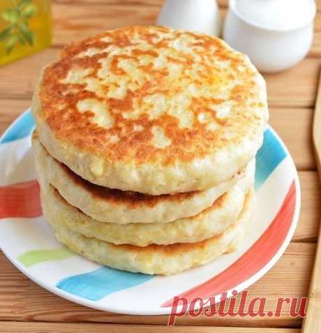 СЫРНЫЕ ЛЕПЁШКИ С РАЗНЫМИ НАЧИНКАМИ .