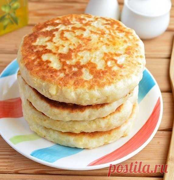 СЫРНЫЕ ЛЕПЁШКИ С РАЗНЫМИ НАЧИНКАМИ .