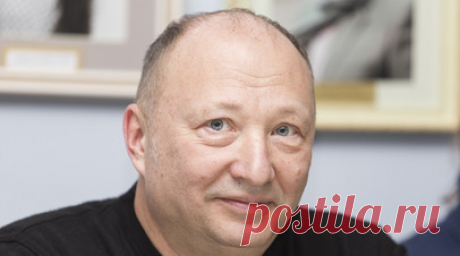 Юрий Гальцев рассказал о премьерных спектаклях Театра эстрады имени Райкина. Художественный руководитель санкт-петербургского Театра эстрады имени Аркадия Райкина Юрий Гальцев рассказал, что в течение года артисты сыграли три премьеры. Читать далее
