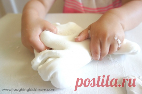 Silky and stretchy playdough - Laughing Kids Learn Here are the instructions on how to make silky and stretchy playdough using 2 ingredients. So simple to make at home and with your toddler.