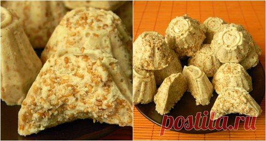 КОГДА ОНА НАПОЛНИЛА КОНТЕЙНЕР ДЛЯ ЯИЦ ЭТОЙ СМЕСЬЮ, НИКТО НЕ ДУМАЛ, ЧТО БУДЕТ ТАК ВКУСНО!
Кунжутное бурфи — это традиционная индийская сладость. Готовить ее предельно просто, но вкус получается таким, что его сложно описать словами… Сладко, но не приторно, а еще сливочно и необычайно кунжутно. Окунись в чарующий мир Востока: приготовь это волшебное лакомство, каждый кусочек которого буквально тает во рту!