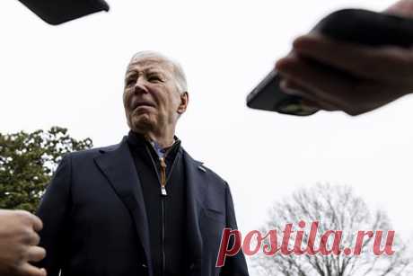 В США назвали причину атак на американские базы. Слабость американского лидера Джо Байдена провоцирует нападения исламистов на базы США, заявил глава комитета Палаты представителей по делам вооруженных сил Майк Роджерс. По его словам, атаки будут продолжаться «до тех пор, пока эти террористы не поймут, что их действия будут иметь серьезные последствия».