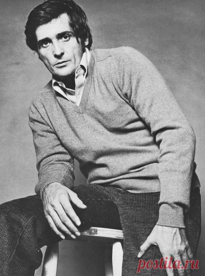 Джейсон Миллер, 22 апреля, 1939
• 13 мая 2001