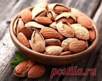 11 лучших продуктов, чтобы очистить организм. 1. миндаль. В этом орехе высоко содержание клетчатки, кальция, магния, белка, которые помогают стабилизировать уровень сахара в крови. А мононасыщенные жиры, которых в миндале также очень много, спосо...