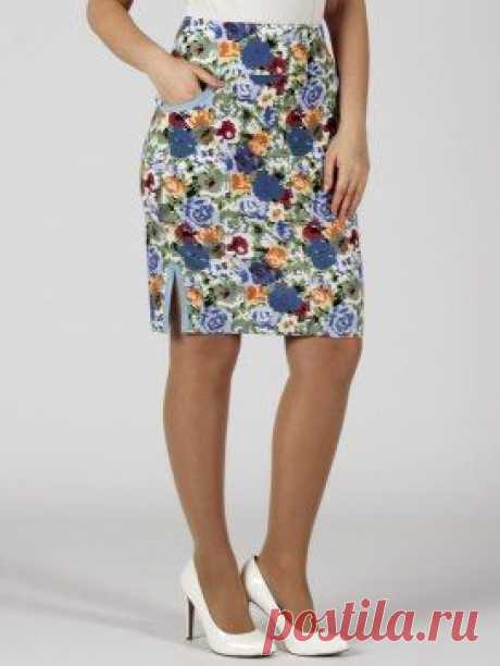 Модель из джинсовой ткани с боковыми карманами и отделочной тесьмой
Длина 55-60 см. 
Ткань : 60% х/б, 30% вискоза, 5% лайкра