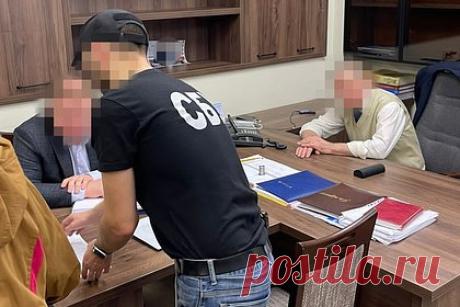 СБУ подтвердила задержание чиновников по делу о ликвидации крупнейшего самолета. Служба безопасности Украины (СБУ) подтвердила задержание бывших руководителей государственного предприятия (ГП) «Антонов», действия которых привели к уничтожению транспортного самолета сверхбольшой грузоподъемности Ан-225 «Мрия» на аэродроме Гостомель в Киевской области.