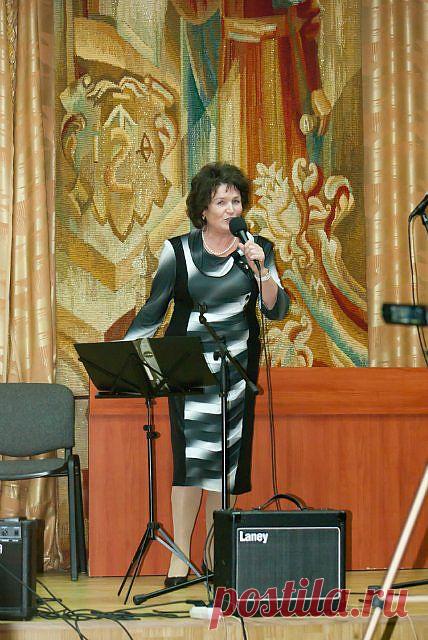 Филимонова  Люсьяна Павловна ==Опять на сцене