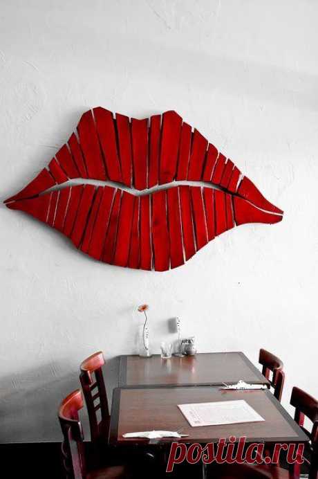 Kiss
