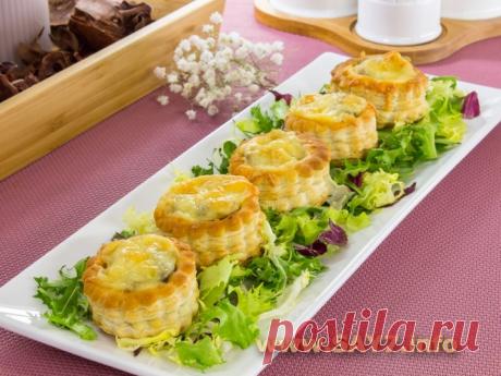 Волованы из слоеного теста с жюльеном