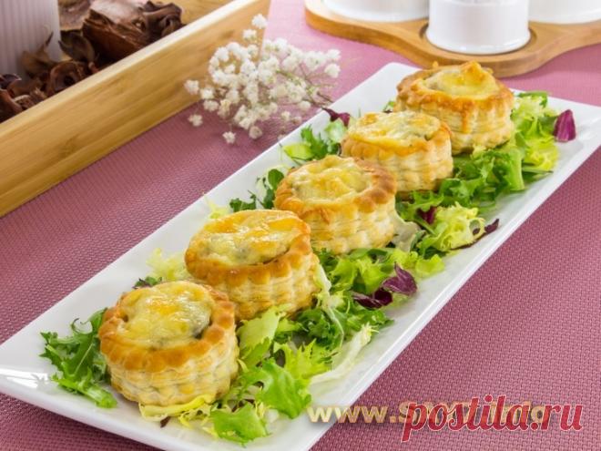 Волованы из слоеного теста с жюльеном