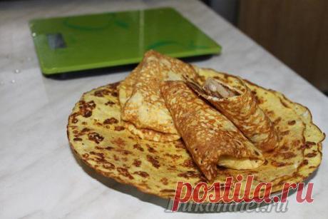 Блины с яблоком и корицей | Диета Дюкана

Тесто:
4 ст.л. молока,
2 ст. л. творога,
1/2 ч.л. разрыхлителя ,
сахзам,
2 ст.л. крахмала,
2 яйца,

Все взбить венчиком и только после этого добавить 1 ст. л. кипятка.

Начинка:
1 яблоко,
1 ч.л. корицы,
сахзам.