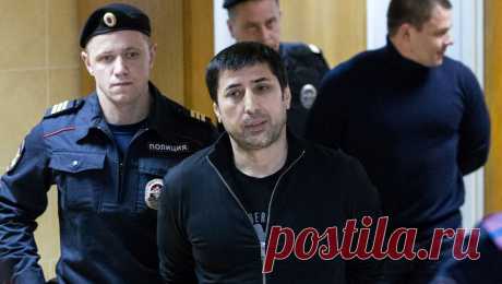 Осужденный на 15 лет отставной майор ВДВ отправился в зону спецоперации. Отставной майор спецназа воздушно-десантных войск (ВДВ) Батыр Бекмурадов отправился из колонии строгого режима в зону проведения военной операции на Украине. Об этом пишет газета &quot;Коммерсантъ&quot;. В материале говорится, что ...
