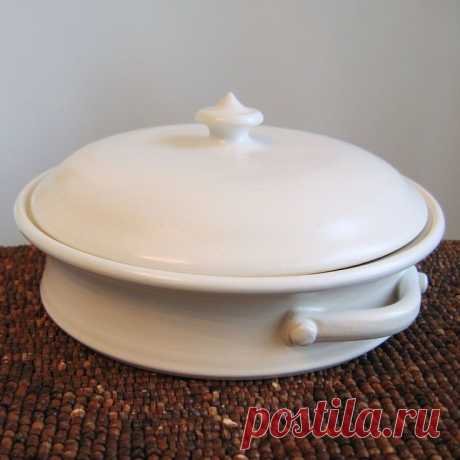 Pottery Casserole Dish with Lid - Turquoise Blue Stoneware Lidded Baker