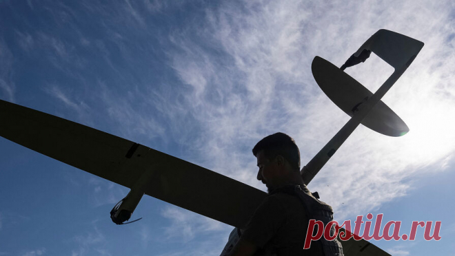 Семь дронов сбили над Брянской областью. Силы противовоздушной обороны (ПВО) сбили над территорией Брянской области еще семь беспилотников. Об этом сообщил глава региона Александр Богомаз в своем Telegram-канале. Губернатор уточнил, что противник применил дроны самолетного ...