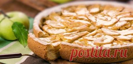 Шарлотка на молоке – 4 рецепта с фруктами