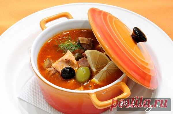Рецепт наваристой мясной солянки Как приготовить сытную наваристую мясную солянку? Пошаговый рецепт приготовления сытной и наваристой мясной солянки с фото и видео.