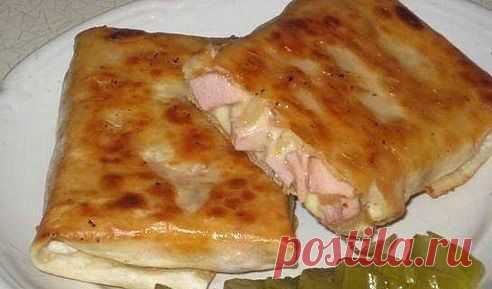Рулет из лаваша с колбасой и сыром.Безумно вкуснo!! Быстро, легко и ОЧЕНЬ вкусно! Рецепт совсем простой. !! Более подробно о рецепте можете узнать в источникe: шеф-повар Одноклассники, по ссылке fastppc.net/bih5 Рекомендуем посмотреть!!! Приятного аппетитa

Дорогие кулинары! Чтобы не потерять рецепт, жмите "Класс!", а потом "поделиться". Рецепт будет на вашей стене В Одноклассники. Всё ОК!