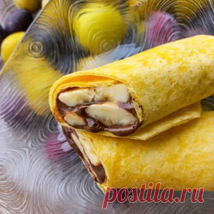 Ролл с бананом и шоколадной пастой 290 ккал рецепт с фото пошаговый от Анастасия Солдатова - Овкусе.ру