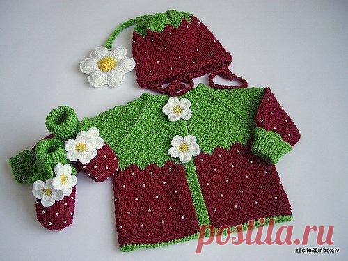 Вязаный комплект 